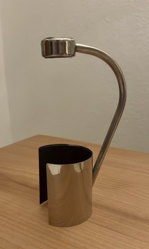 Weinflaschenhalter zum